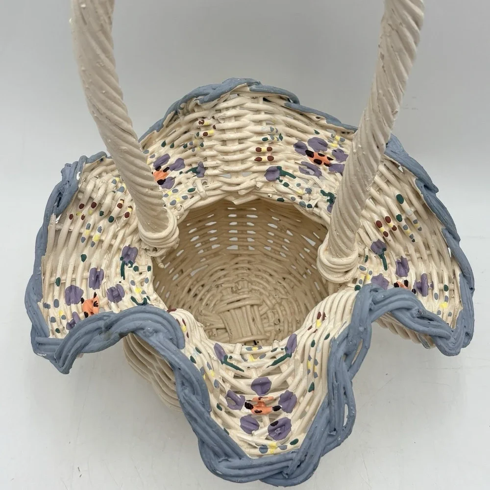 Vintage Wicker White Hand Painted Ruffle Edge Basket Cottagecore Floral 14